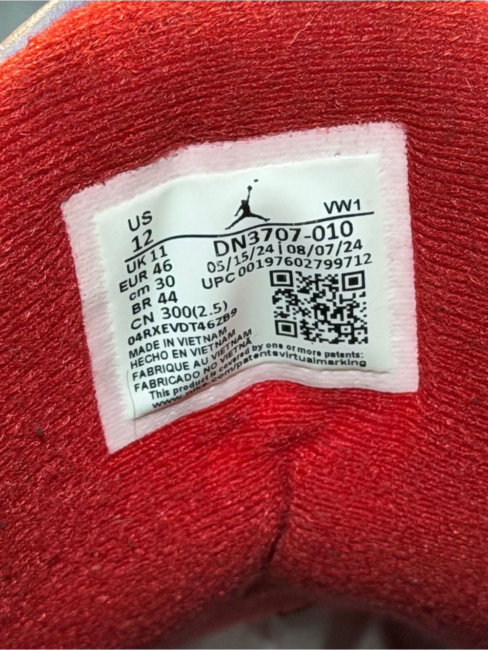 Air Jordan 3 Retro OG 2024 black Cement DN3707-010 - Picture 6 of 7